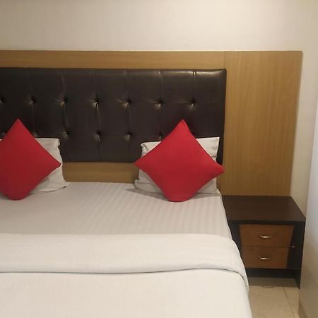Hotel Palm Star Belapurpada Bagian luar foto